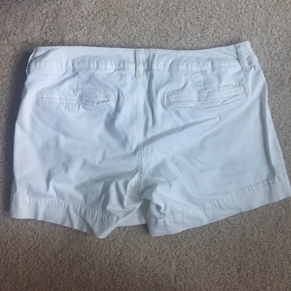 American Eagle Outfitters Shorts - Picture 2 of 4